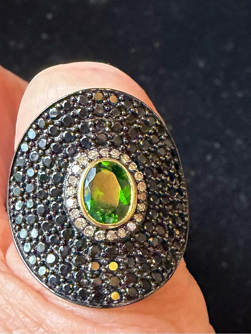 Carol Brodie Rarities Chrome
Diopside and Black Spinel Shield Ring 6